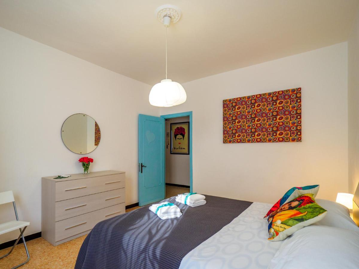 ヴェルナッツァLa Casa Di Fridaアパートメント エクステリア 写真