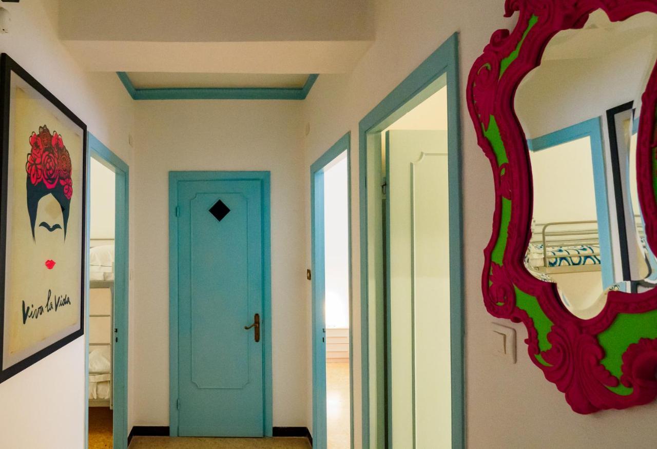 ヴェルナッツァLa Casa Di Fridaアパートメント エクステリア 写真